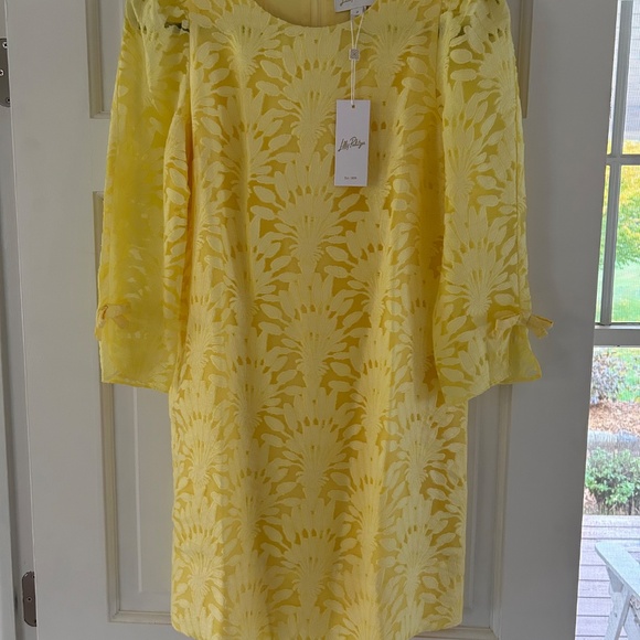 Lilly Pulitzer Yellow Stacked Palms Size 2 NWT - Picture 2 of 4